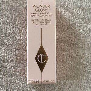 Charlotte Tilbury Wonder Glow Instant Soft-Focus Face Primer 15ml
